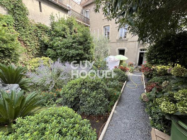 APPARTEMENT À VENDRE DE 7 PIÈCES DE 214,05 M²