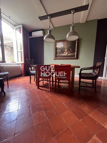 APPARTEMENT À VENDRE DE 7 PIÈCES DE 214,05 M²