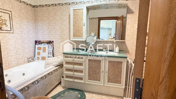 Élégante maison – Charme, volumes et verdure à Bruyères-et-Montbérault