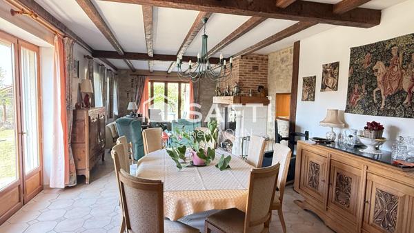 Élégante maison – Charme, volumes et verdure à Bruyères-et-Montbérault