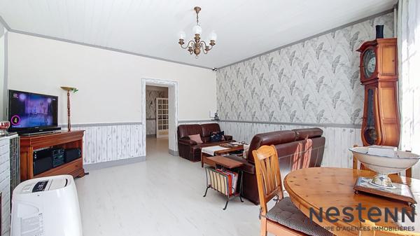 A Vendre Maison 4 Chambres, Garage et Cour Privative à Montesquieu Volvestre