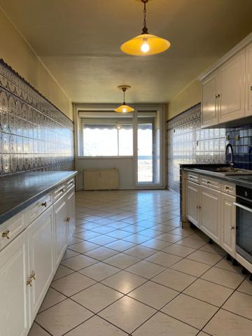 Appartement à vendre 6 pièces ECHIROLLES (38)