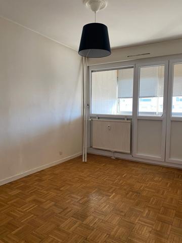 Appartement à vendre 6 pièces ECHIROLLES (38)