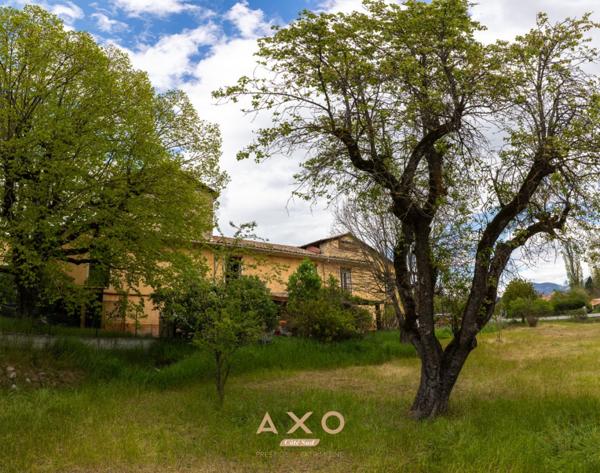 LE BRUSQUET  MAISON 160 M² HABITABLE + ANCIEN MOULIN 350 M² À RÉNOVER  TERRAIN 2237 M²  GARAGE  468 000 