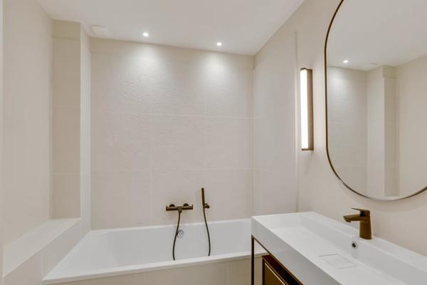 Lyon 2 - Jacobins - Appartement rénové de 94,17 m² - Balcon - 2 Chambres