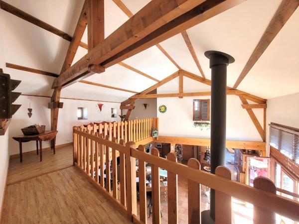 En exclusivité, à 8min de Riom et 20min de l'entrée de Clermont-Ferrand