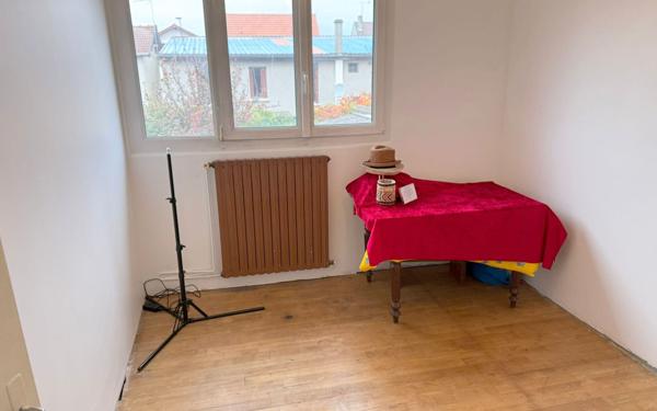 Maison à vendre    4 pièces •  Drancy