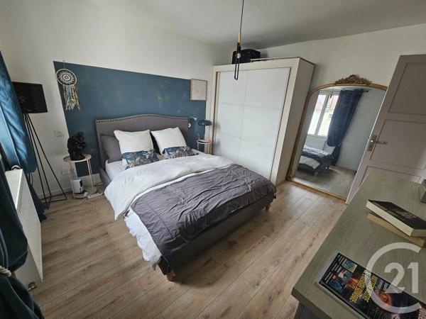 Maison à vendre  6 pièces - 93,93 m 2   ST QUENTIN  - 02