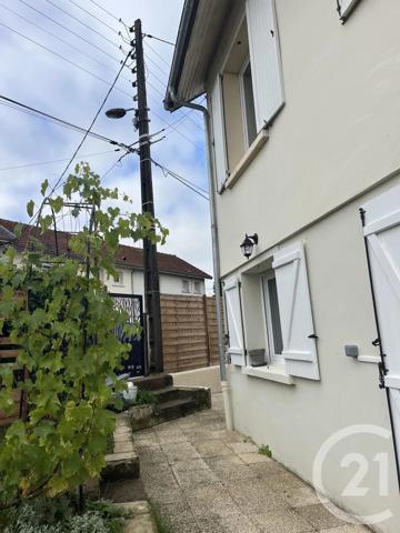Maison à vendre  6 pièces - 93,93 m 2   ST QUENTIN  - 02