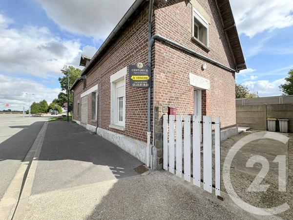 Maison à vendre  6 pièces - 93,93 m 2   ST QUENTIN  - 02