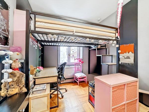 Lyon (69006) Lyon 6 – Boulevard des Brotteaux / Part-Dieu Appartement atypique T3/4 de 94.55 m² – cachet de l’ancien