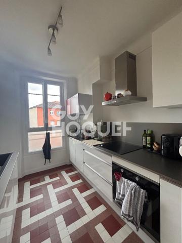 Appartement 4 pièces - centre ville de troyes - parking