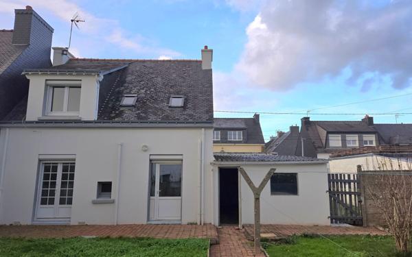 Maison à louer    4 pièces •  Riantec