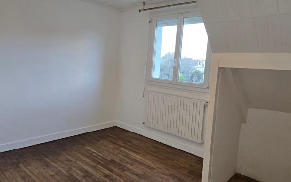 Maison à louer    4 pièces •  Riantec