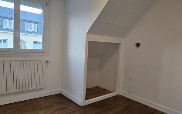 Maison à louer    4 pièces •  Riantec