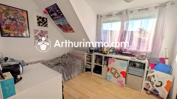 Vente Maison 5 pièces 83 m2 à Savigny-le-Temple