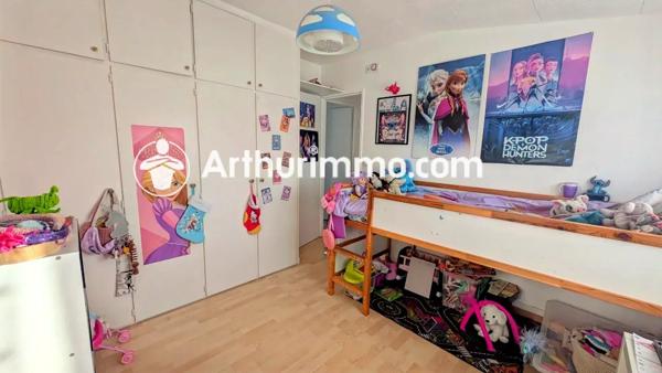 Vente Maison 5 pièces 83 m2 à Savigny-le-Temple