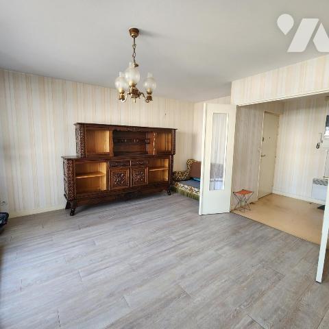 Appartement T3 avec cave et box – Rare à La Ferté-Bernard 