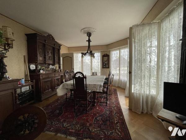 LARMOR-PLAGE - KERNEVEL - Maison de 240m² sur terrain de 536 m² 