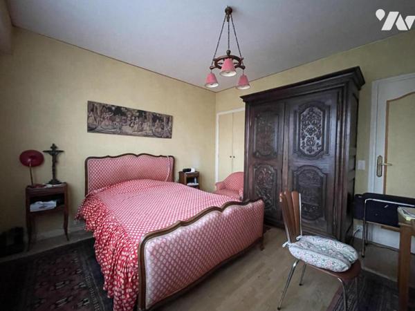 LARMOR-PLAGE - KERNEVEL - Maison de 240m² sur terrain de 536 m² 