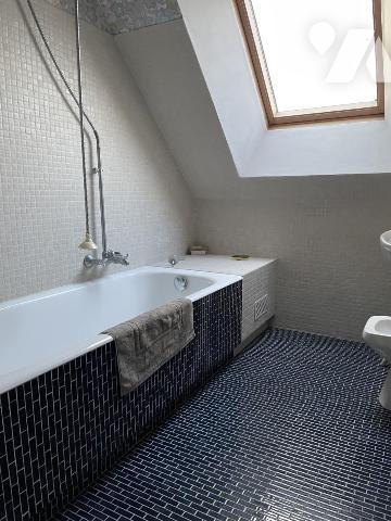 LARMOR-PLAGE - KERNEVEL - Maison de 240m² sur terrain de 536 m² 