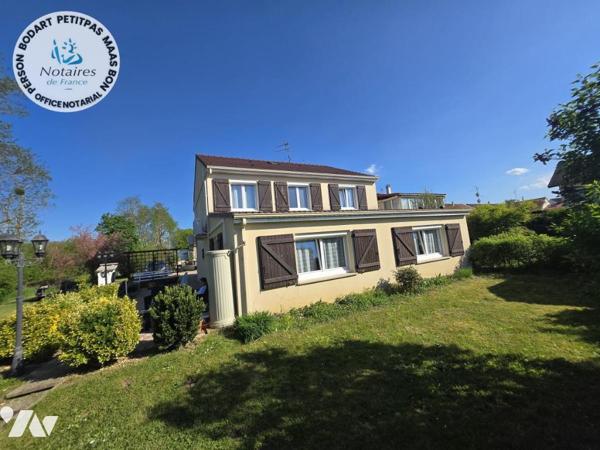 MAISON T6, dont 3 CHAMBRES AVEC GARAGE ET JARDIN CLOS