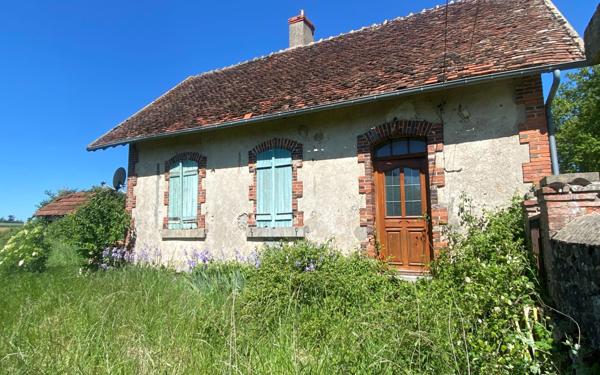 Stationnement à louer    60 m2 Luthenay-Uxeloup