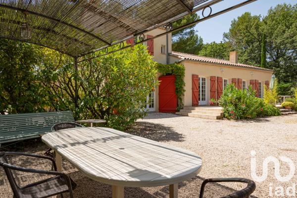 Maison à vendre 6 pièces 185 m² Éguilles