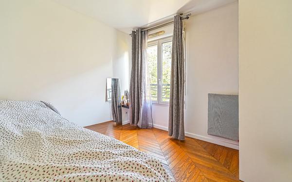 Appartement à vendre    4 pièces • 70,16 m2 Saint-Gratien