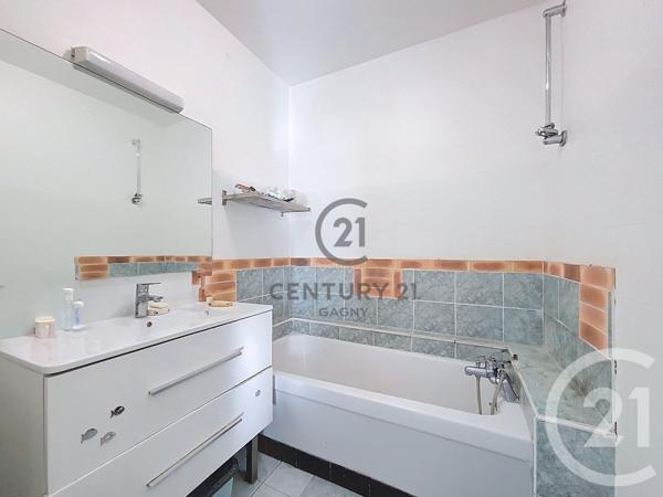 Appartement F3 à vendre  3 pièces - 54,56 m2 GAGNY - 93