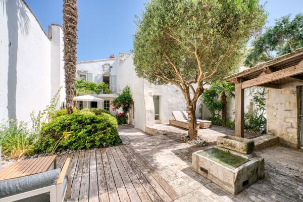 Vente Maison de luxe Saint-Martin-de-Ré 7 Pièces 184 m²