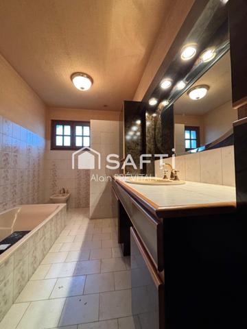 Idéalement située à Oyonnax