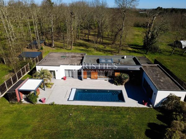Belle maison contemporaine avec piscine