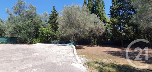 Maison à vendre  5 pièces - 132,77 m2 VALBONNE - 06