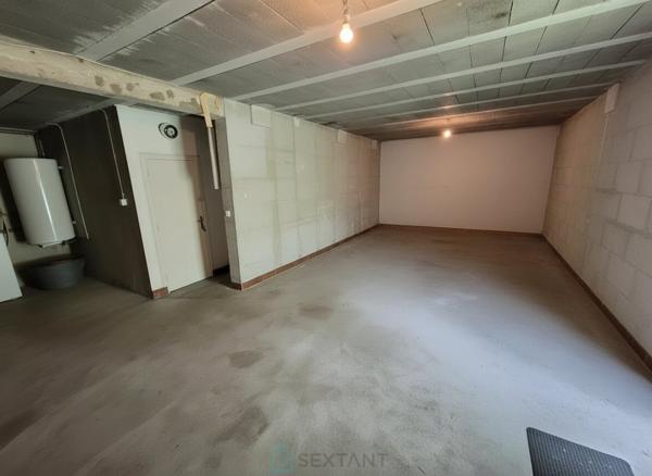Maison 2 chambres, terrain de 1100 m² constructible