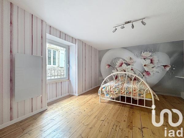 Maison 5 pièces de 144 m² à Saint-Affrique (12400)