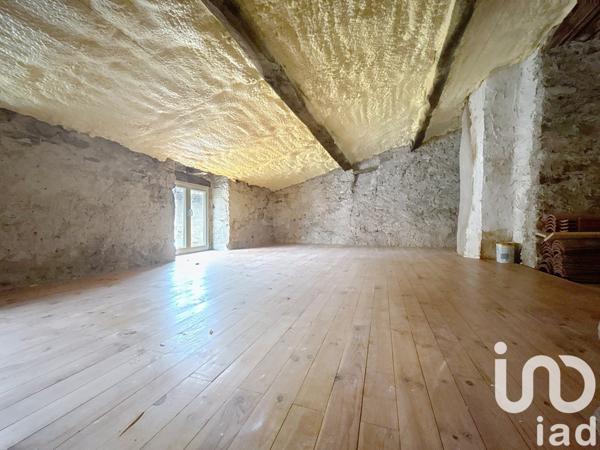 Maison 5 pièces de 144 m² à Saint-Affrique (12400)