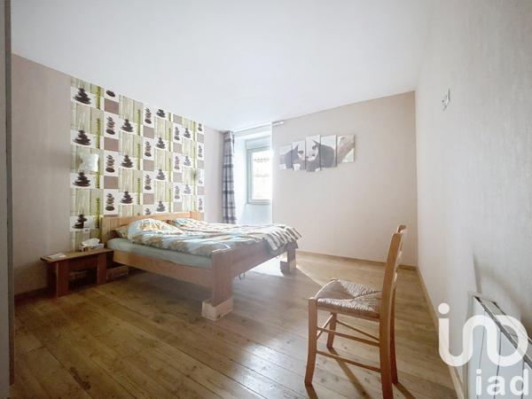 Maison 5 pièces de 144 m² à Saint-Affrique (12400)