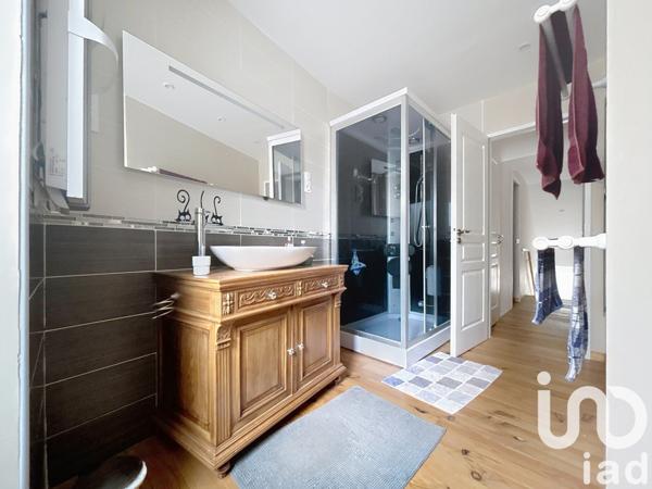 Maison 5 pièces de 144 m² à Saint-Affrique (12400)