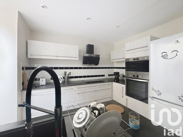 Maison 5 pièces de 144 m² à Saint-Affrique (12400)