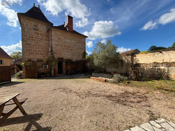 Maison à vendre à Lacapelle-Marival dans le Lot (46120), ref : 46030/MAIS/553