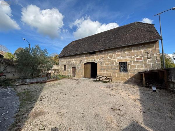 Maison à vendre à Lacapelle-Marival dans le Lot (46120), ref : 46030/MAIS/553