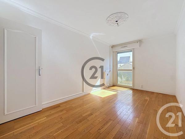 Appartement T5 à vendre  5 pièces - 107 m 2   REIMS  - 51