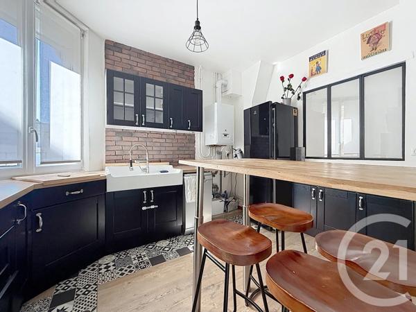 Appartement T5 à vendre  5 pièces - 107 m 2   REIMS  - 51