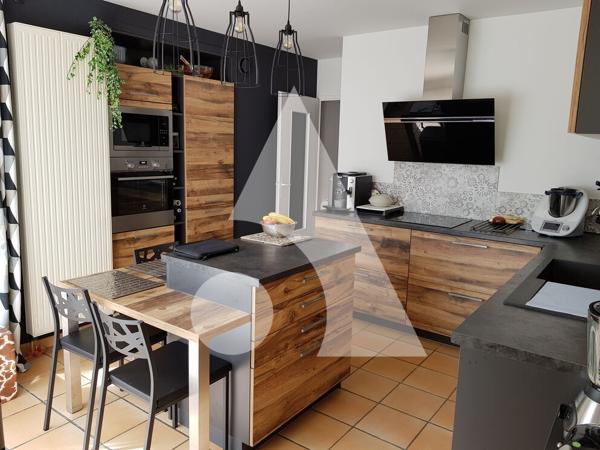Maison 7 pièces 182 m2