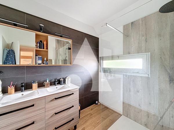 Maison 7 pièces 182 m2