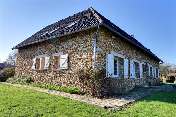 Maison 8 pièces 202 m2