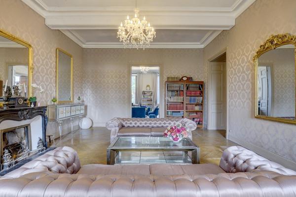 Vente Château Carcassonne 50 Pièces 1700 m²