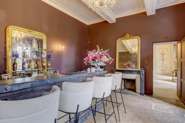 Vente Château Carcassonne 50 Pièces 1700 m²