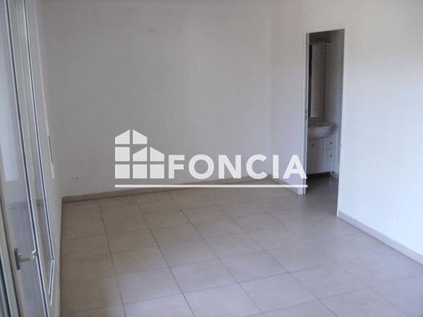 Location Studio 26.11 m² - 26 RUE CLARAC Tarbes 65000